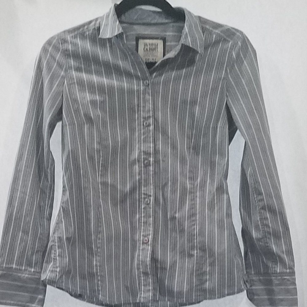 Esprit Grey/White Strip Button Down Shirt Size 6